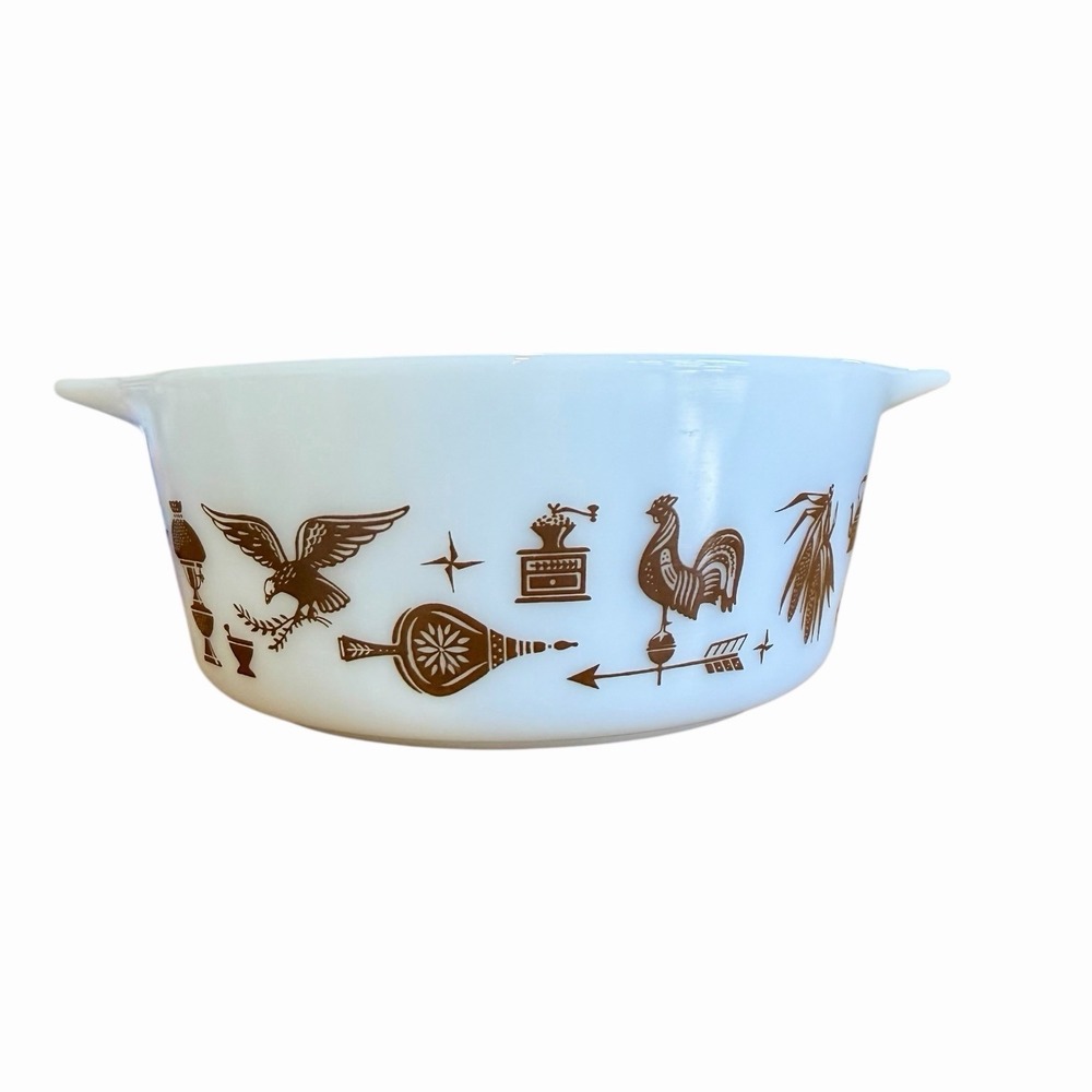 PYREX 472 Early American White Nesting Casserole Dish 1 1/2 Pt. *No Lid*
